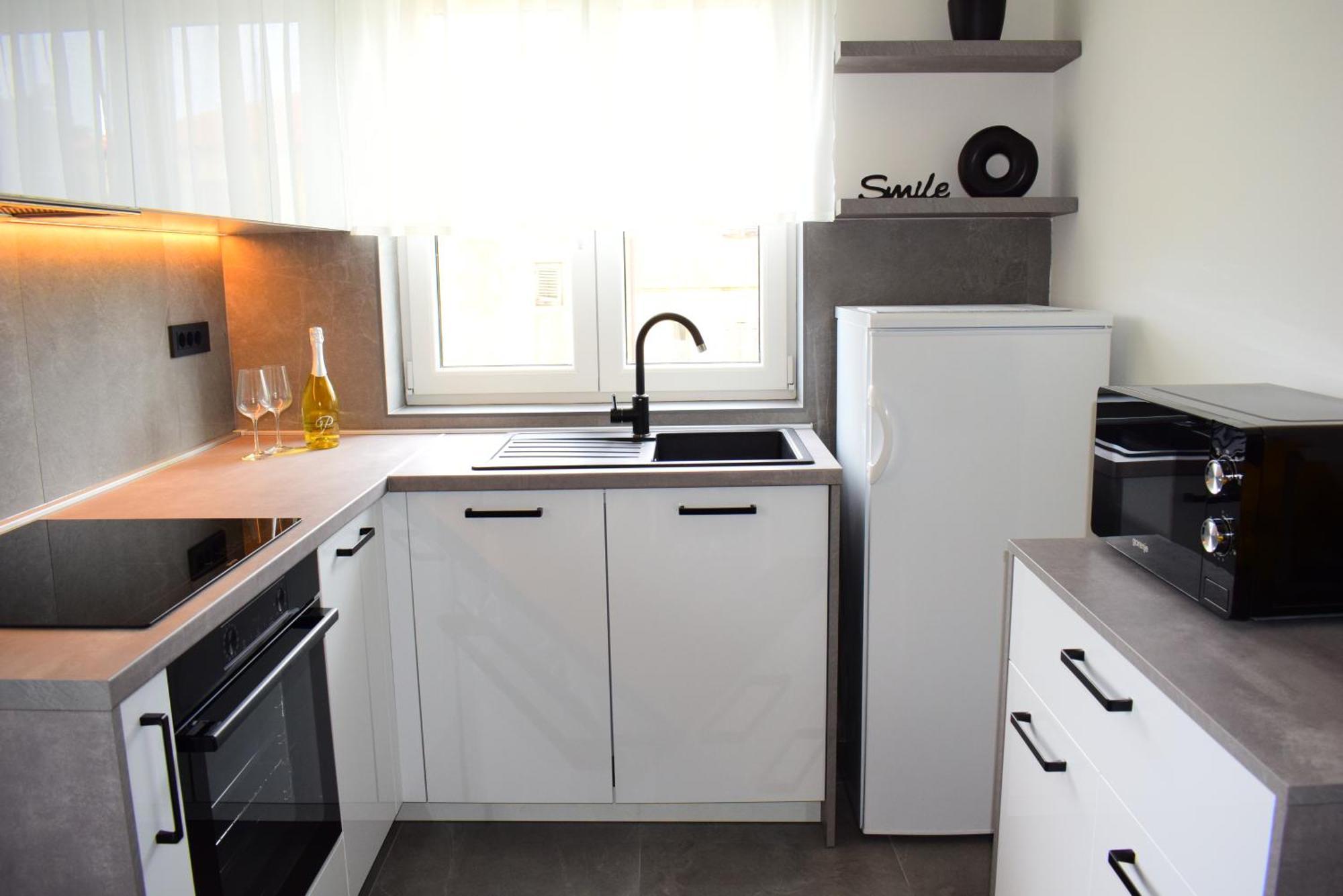 Apartments Maestral มาลินสกา ภายนอก รูปภาพ